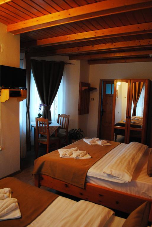 Pensiunea Faur Sebeş Zimmer foto